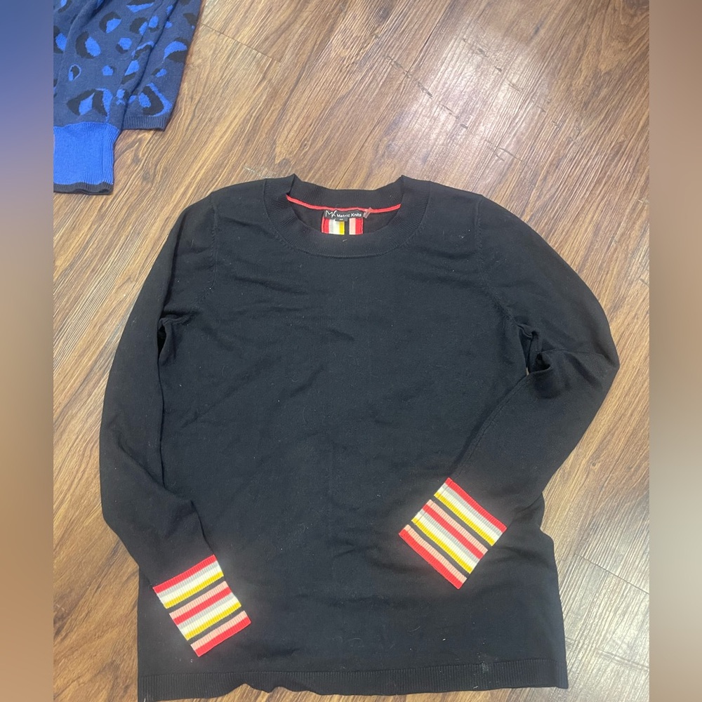 Metric knits cotton Black Sweater with Striped Cuffs size medium